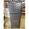 Image 1 : 3 DRAWER SHOE CABINET