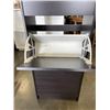 Image 3 : 3 DRAWER SHOE CABINET