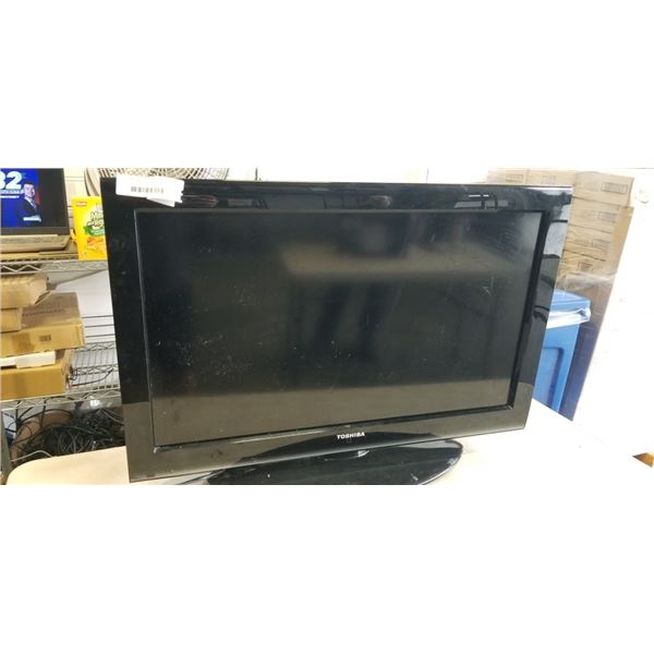TOSHIBA 32" TV. WORKING