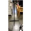Image 2 : METAL COAT RACK