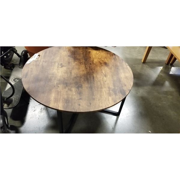 RUSTIC LOOK ROUND COFFEE TABLE