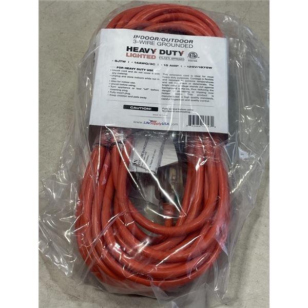 HEAVY DUTY 50 FOOT LIGHTED INDOOR / OUTDOOR 3-WIRE GROUNDED ORANGE EXTENSION CORD. 14AWG/3C