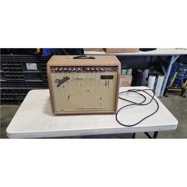 FENDER ACOUSTASONIC 30 GUITAR AMPLIFIER. WORKING