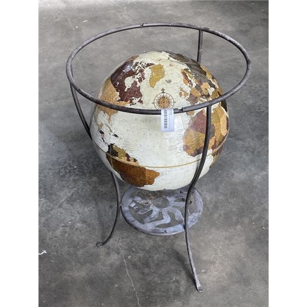 WORLD GLOBE IN METAL FLOOR STAND