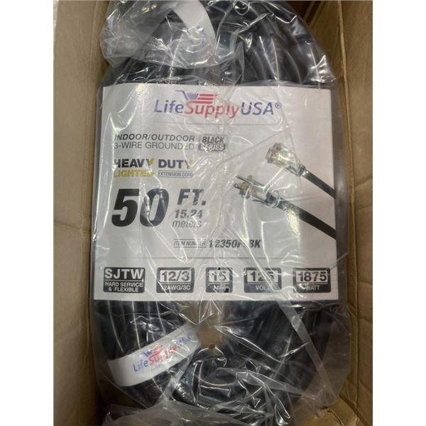 HEAVY DUTY 50 FT LIGHTED INDOOR / OUTDOOR 3-WIRE GROUNDED BLACK EXTENSION CORD. 12AWG/3C
