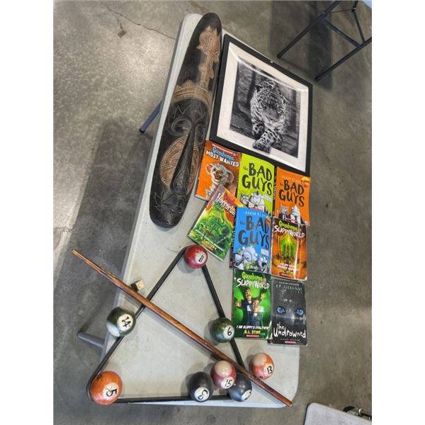 TRAY OF HOUSEHOLD INCLUDING GOOSEBUMPS BOOKS, BIG CAT HOLOGRAPHIC FRAMED IMAGE, TRIBAL MASK AND DECO