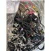 Image 2 : BAG OF ELECTRONIC CABLES