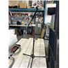 Image 1 : MICROPHONE STAND WITH MIC