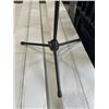 Image 3 : MICROPHONE STAND WITH MIC