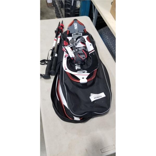 AS NEW DENALI 9X30 SNOWSHOE KIT WITH TREKKING POLES AND BAG