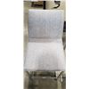 Image 3 : 3 MODERN GREY FABRIC BAR STOOLS