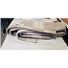 Image 2 : APPROX 8 X 10FT AREA CARPET