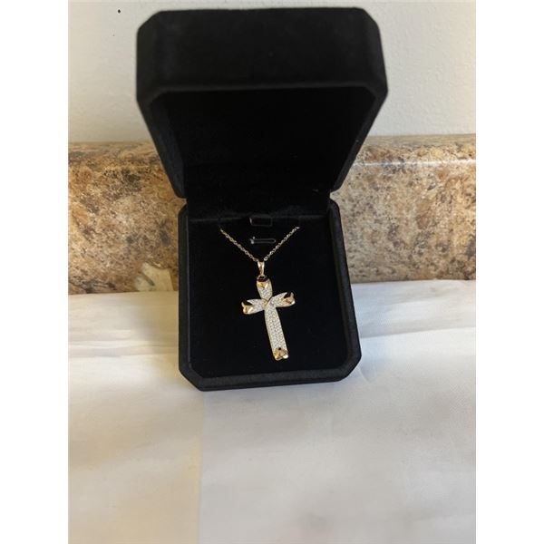 NEW 18K GOLD PLATED 42.0MM SIMULATED DIAMOND (CZ) HEARTS AND CROSS NECKLACE, 18" LONG