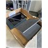 Image 4 : 8 SURFACE TABLETS/ LAPTOPS UNTESTED