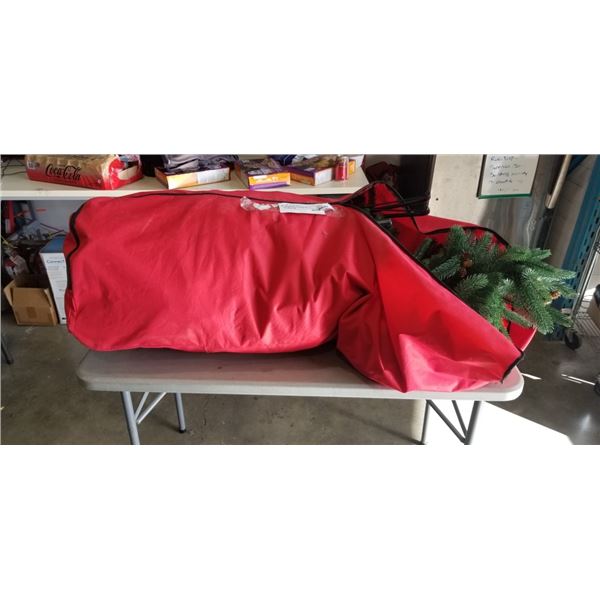 7 FOOT CHRISTMAS TREE WITH STAND