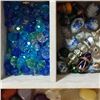 Image 8 : LARGE CASE W/ BEADS AND PEARLS