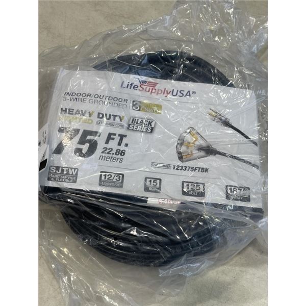 HEAVY DUTY 75 FT LIGHTED INDOOR / OUTDOOR 3-WIRE GROUNDED BLACK 3 OUTLET EXTENSION CORD. 12AWG/3C