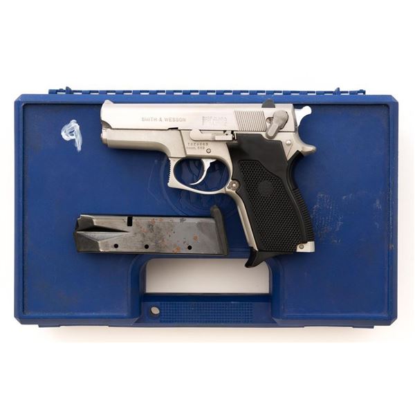 Smith & Wesson Model 669 Semi-Automatic Pistol