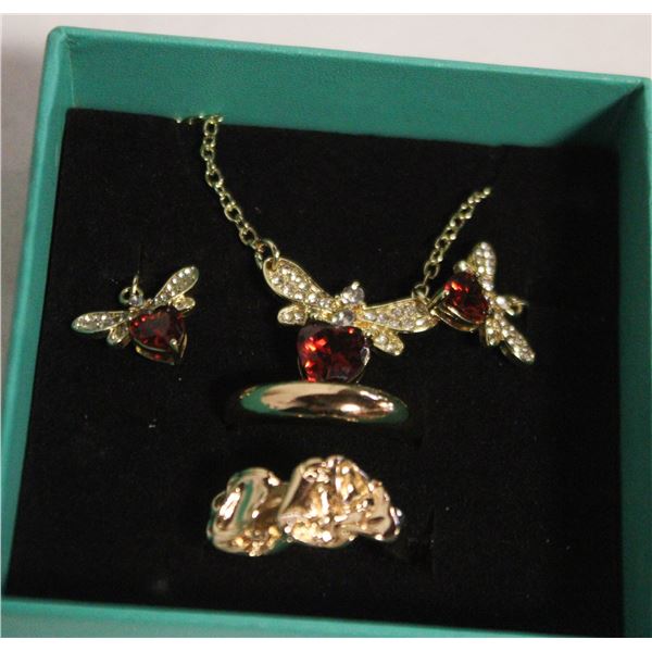 NEW NECKLACE AND 2 RINGS WITH EARRINGS
