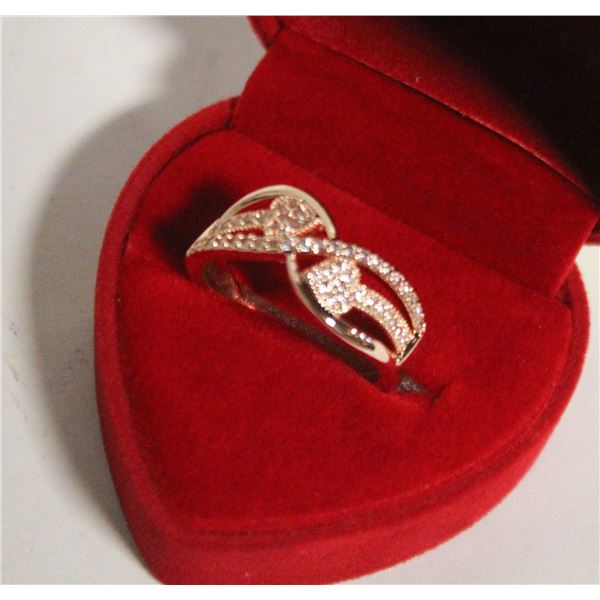 WHITE SAPPHIRE FASHION WEDDING RINGS SZ8