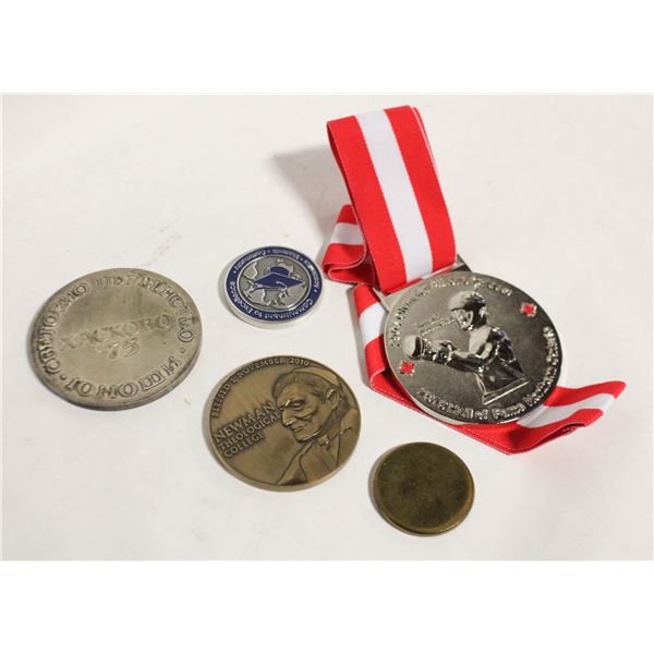 VINTAGE WRESTLING MEDALS+MORE ASSORTED COLLECTION