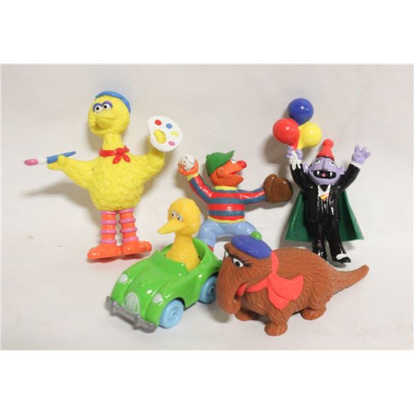 SEASAME STREET 5 FIGURE LOT