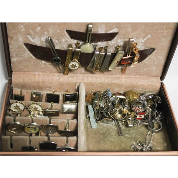 VINTAGE JEWELERY CUFFLINK AND TIE  CLIP LOT