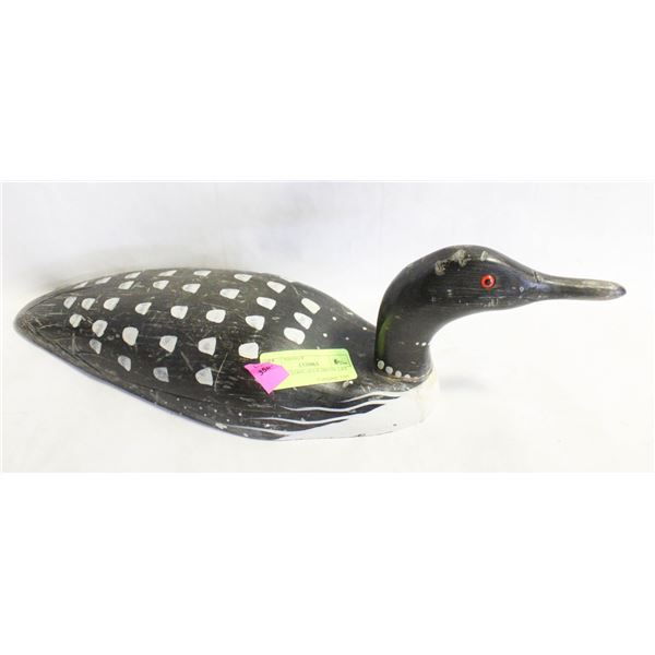 WOODEN LOON DUCK DECOY LIFE SIZE