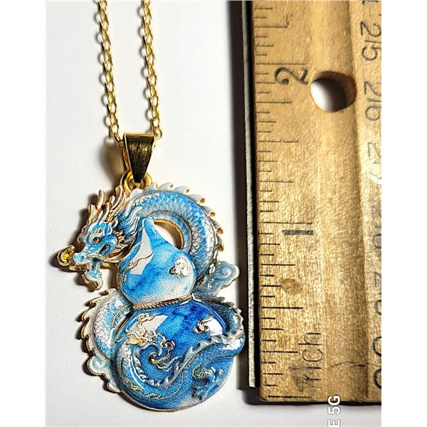 14) GOLD TONE WITH SHADES OF BLUE,