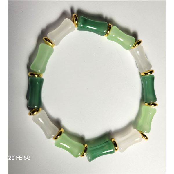 12) SHADES OF GREEN BAMBOO SHAPED