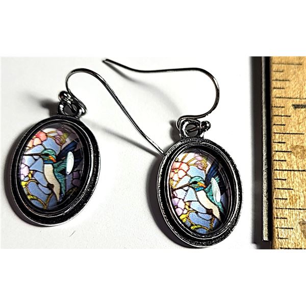 11) SILVER TONE OVAL DROP EARRINGS