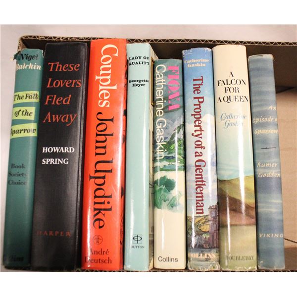 VINTAGE ROMANCE BOOKS ASSORTED
