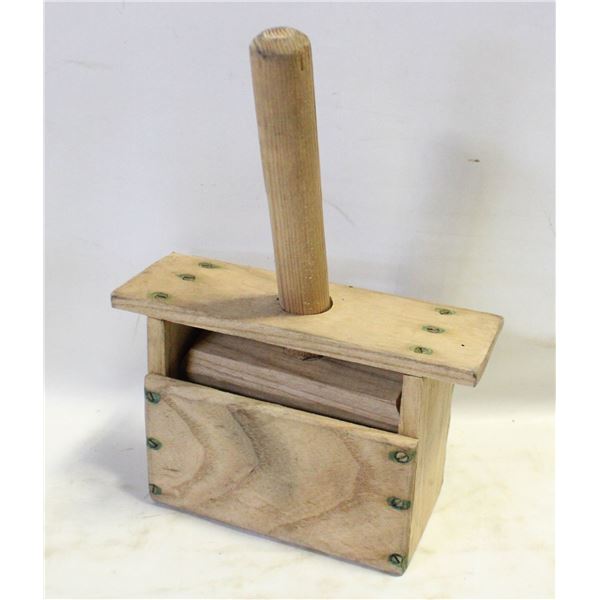 ESTATE VINTAGE WOODEN BUTTER MOLD/PRESS