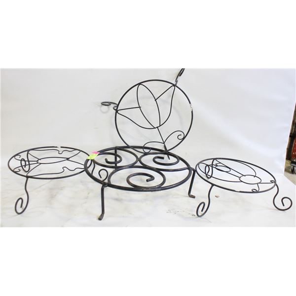 4 OUTDOOR PLANT STANDS