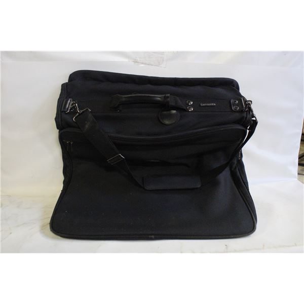 SAMSONITE SUIT TRAVEL BAG, CLEAN