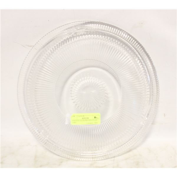 VINTAGE CLEAR PRESSED GLASS CAKE
