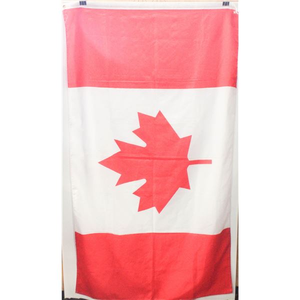 CANADIAN MAPLE LEAF FLAG 5X3