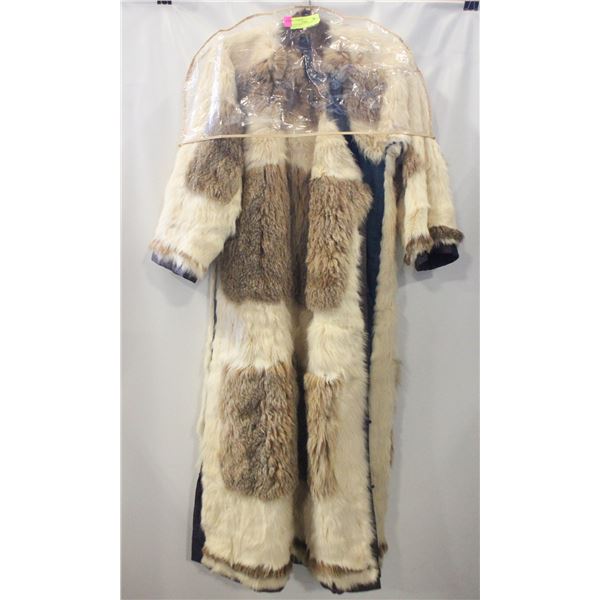 VINTAGE WOLF FUR 3/4 LENGTH LADIES COAT