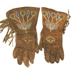 Sante Sioux Beaded Gloves