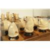Image 6 : Eskimo Ivory Chess Set