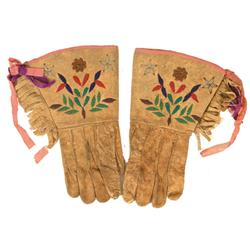 Sioux Beaded Gloves