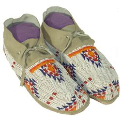 Sioux Beaded Men's Moccasins