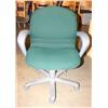 Image 2 : Lot of 5 Green Rolling Chairs