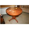 Image 1 : Wood Round Table