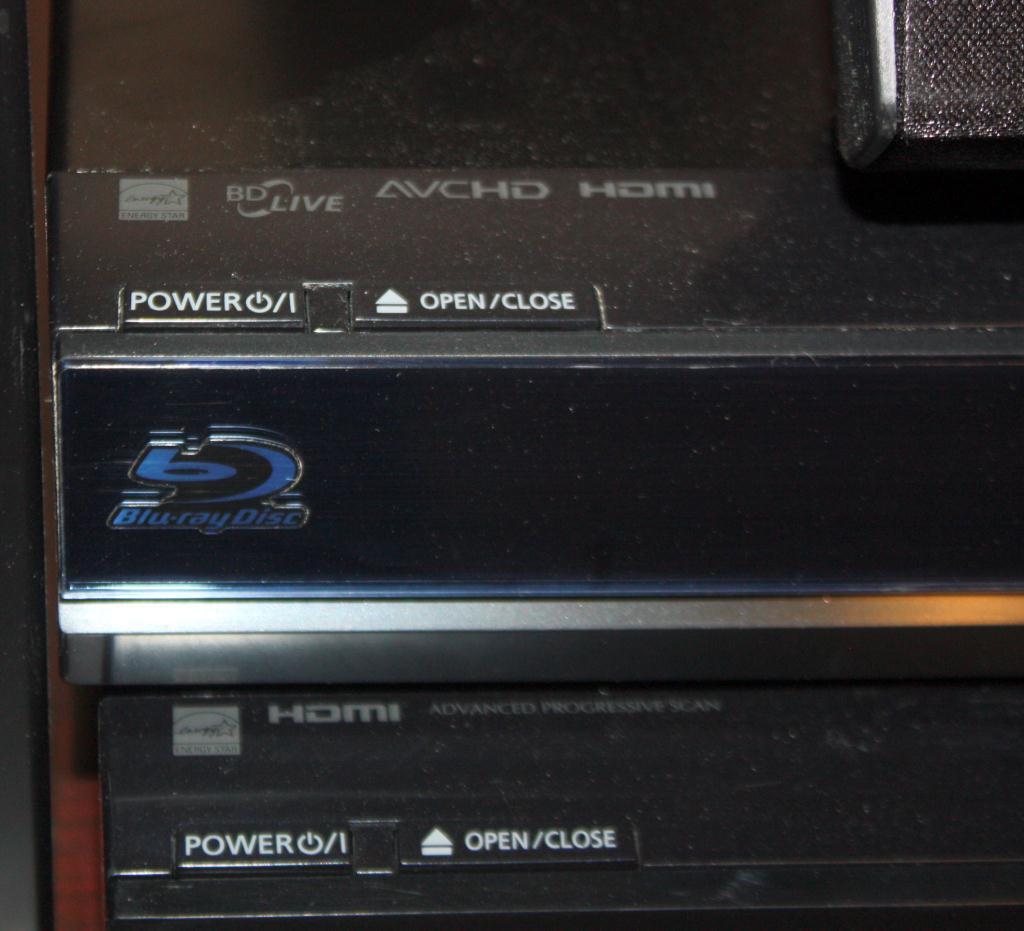 Panasonic Surround Sound System W/ Blu Ray Player