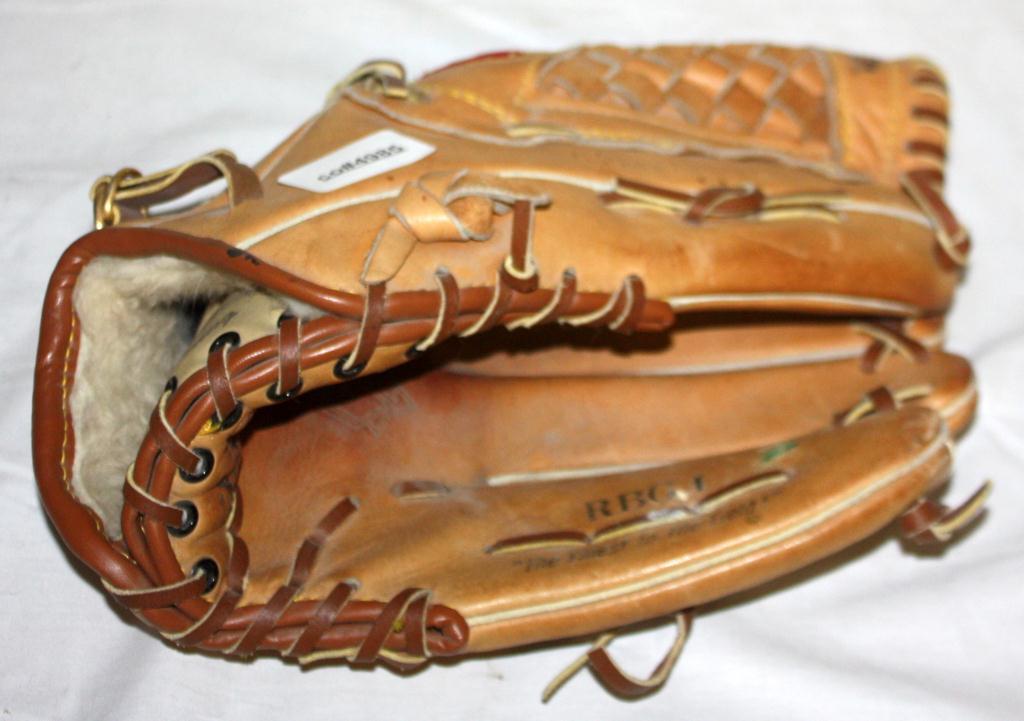Rawlings Fastback Model Baseball Outfielder Glove