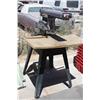 Image 1 : Craftsman 10" Radial Saw