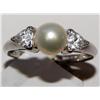 Image 2 : 10K White Gold Pearl & Gemstone Ring