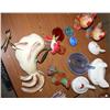 Image 1 : Set Of 12 Chicken Figurines And Dishes