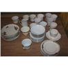 Image 1 : Show Dishes For Hutch